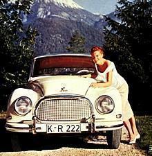 Schauspielerin Romy Schneider mit einem DKW 3=6 F 93